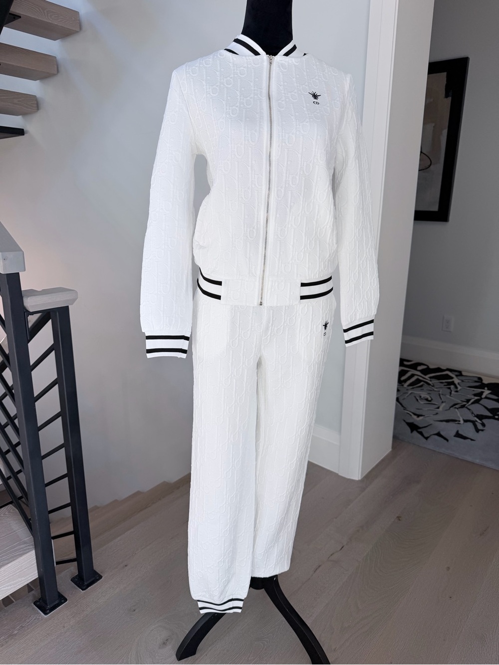 White Textured Bomber Jacket & Pants Set size S